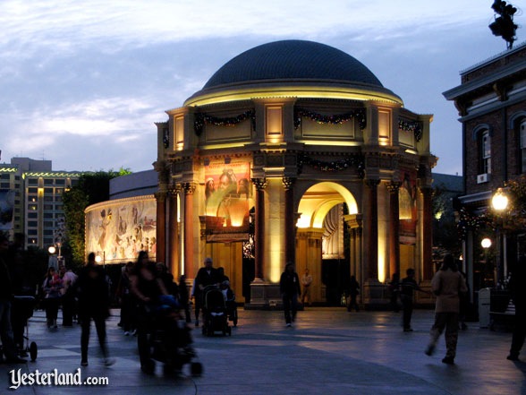 Golden Dreams at Disney's California Adventure