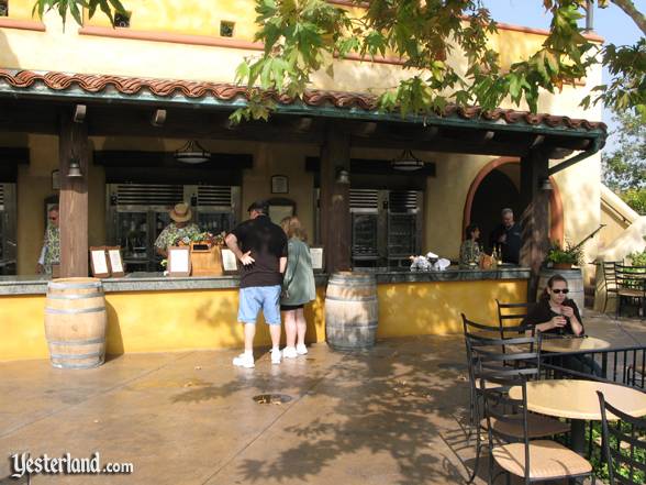 Wine bar at Golden Vine Winery