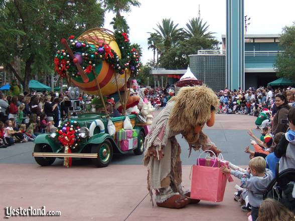 Hollywood Holly-Day Parade at Disney-MGM Studios