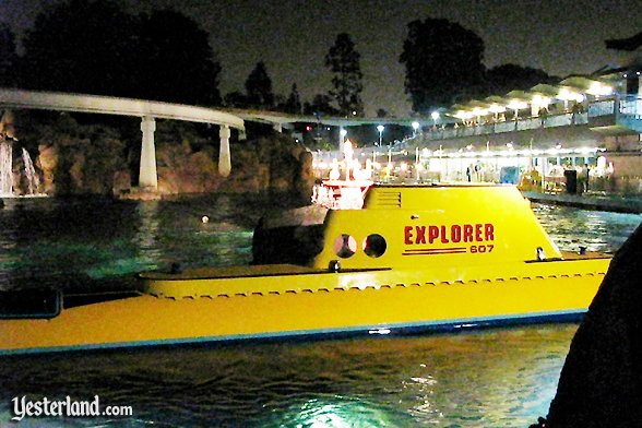 Photo of Finding Nemo submarine “Explorer”