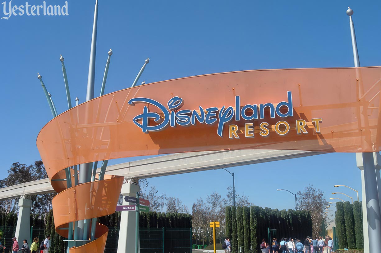 Disneyland sign, 2005