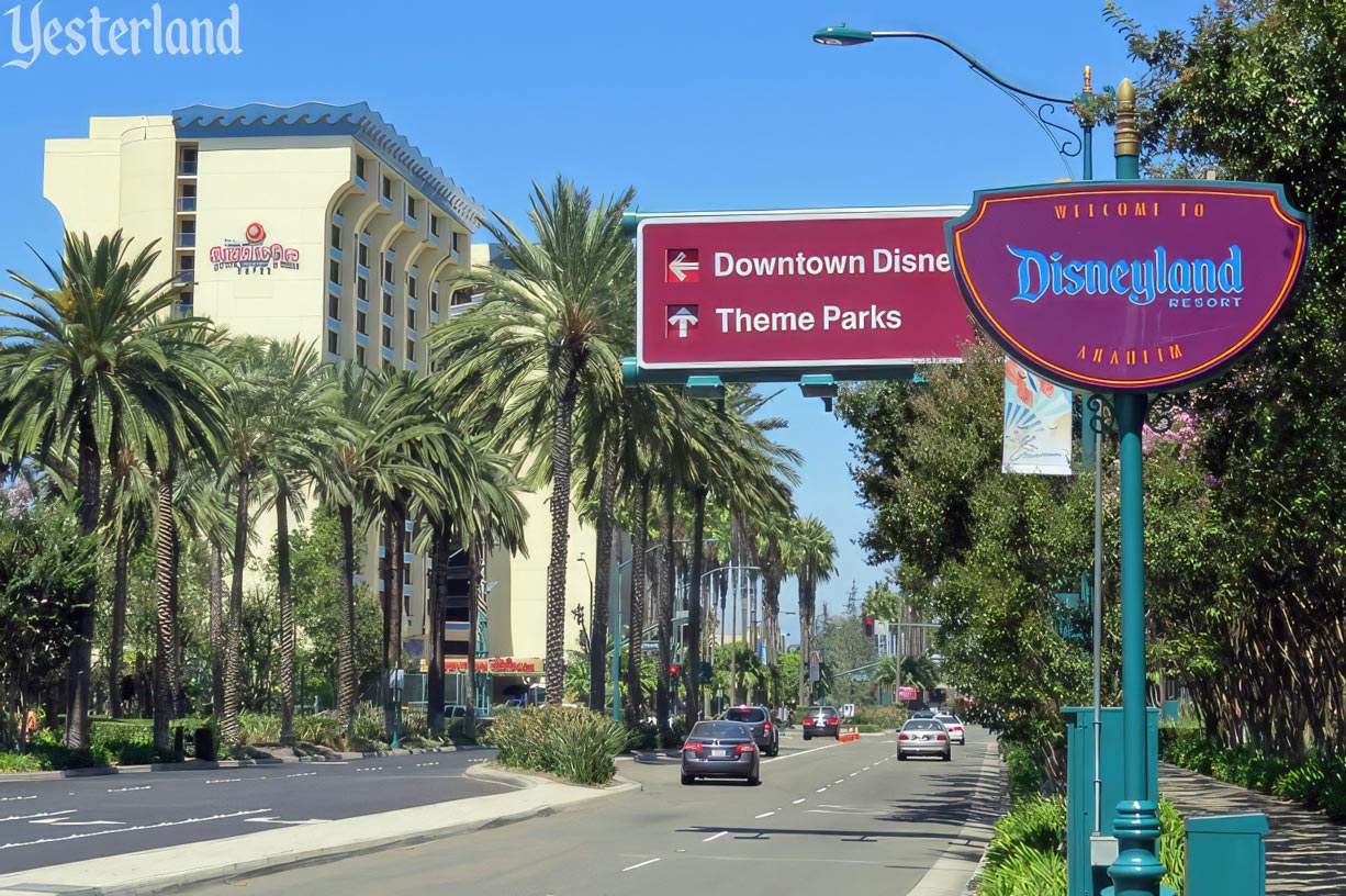 Disneyland Resort sign on Disneyland Dr. (West St.) in 2014