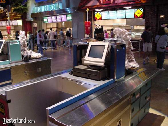Photograph of pay station at Hollywood & Dine
