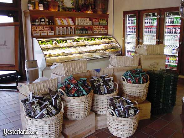 Wine Country Market baskets of Kettle Chips