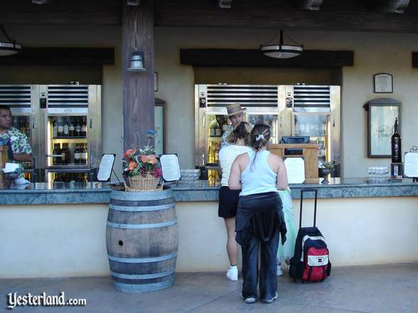 Golden Vine Winery Wine Bar in 2004