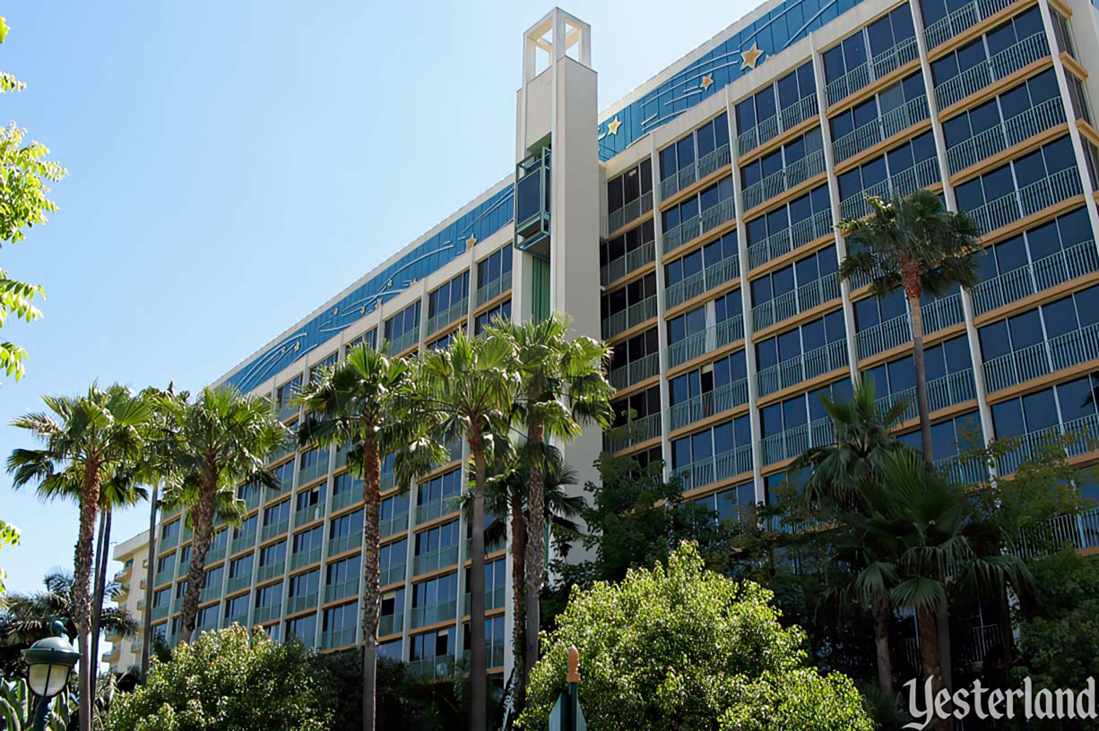 Disneyland Hotel - Then and Now, Part 2: 2007 and 2015