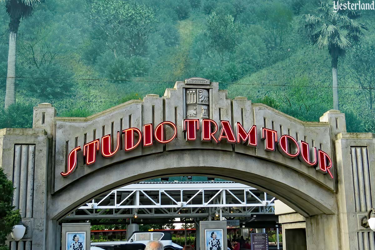 Studio Tram Tour: Behind the Magic - Walt Disney Studios, Disneyland Paris