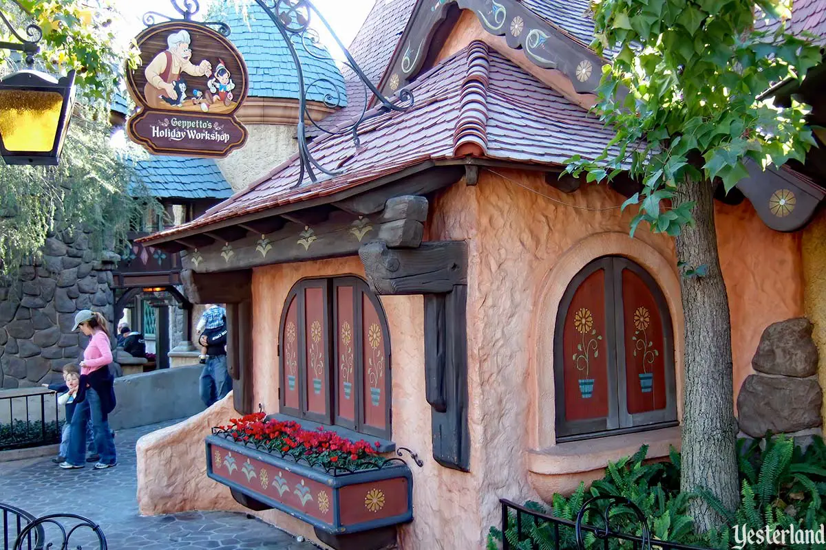 Geppetto’s Holiday Workshop at Disneyland