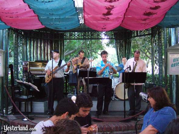 Photo of Dixieland Band Stand