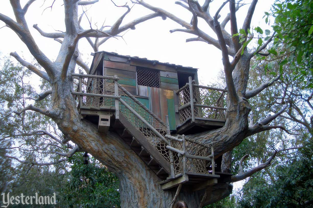 Tom and Huck’s Tree House on Tom Sawyer Island at Disneyland Park