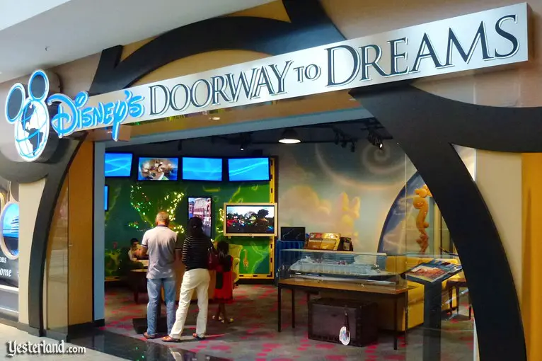 Disney's Doorway to Dreams at Woodfield Mall, Schaumburg, Illinois