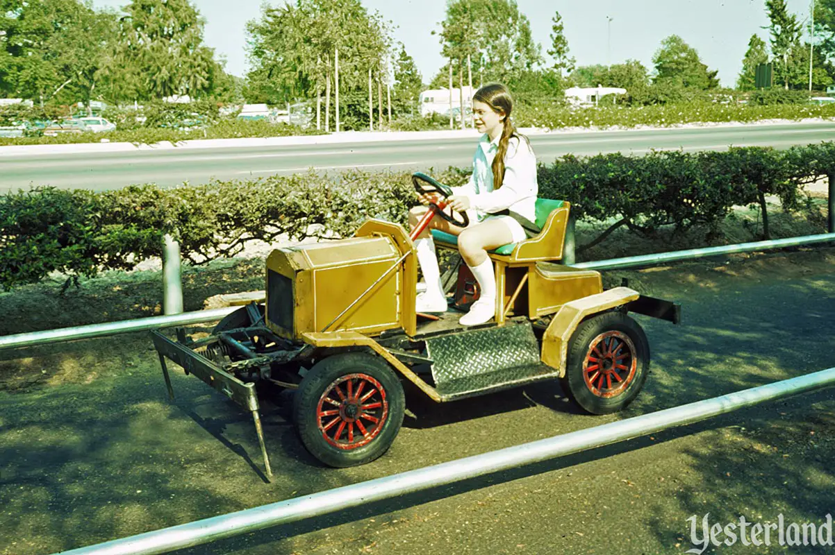 Henry’s Livery Ride at Knott's Berry Farm