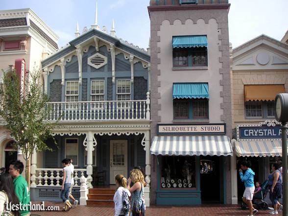 Former corseteria at Disneyland in 2007