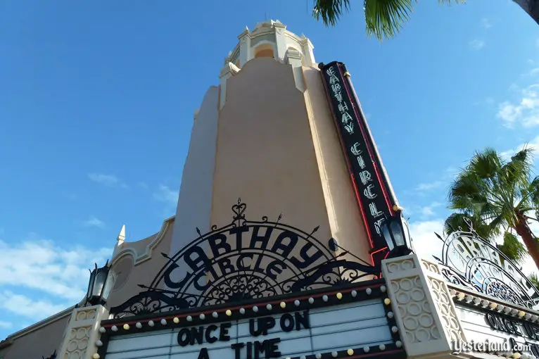 Tower of the Carthay Circle Theatre at Disney’s Hollywood Studios (2011 photo)