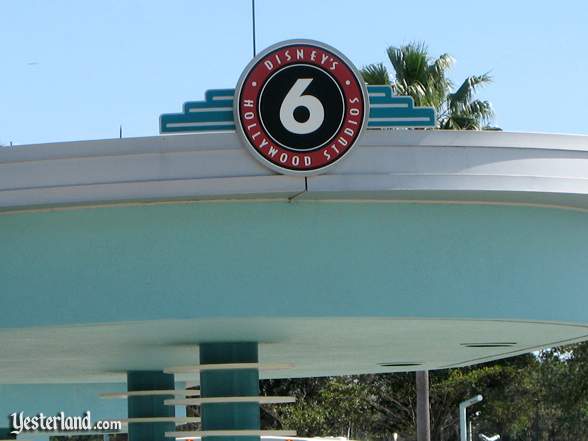 Disneys Hollywood Studios bus stop 6