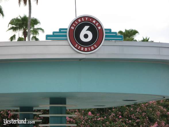 Disney-MGM Studios bus stop 6